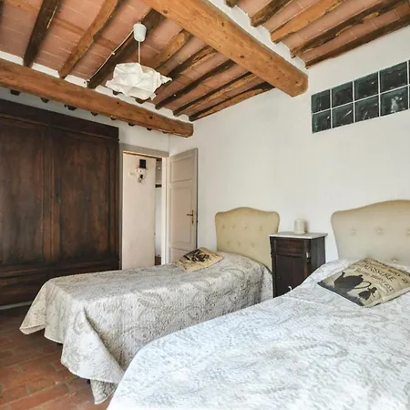 Holiday home Casina Dell'alloro *